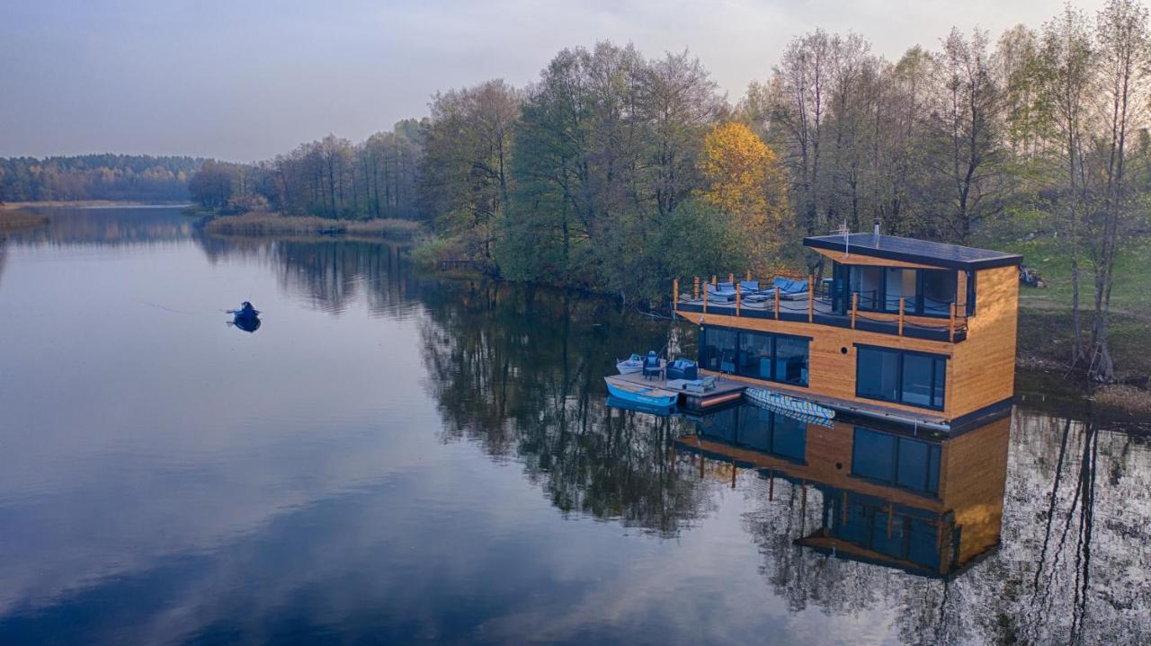 Dom Na Wodzie Nad Jeziorem Krzywe Piecki  Exterior photo
